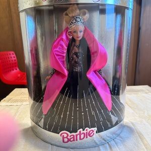 1998 Holiday Barbie